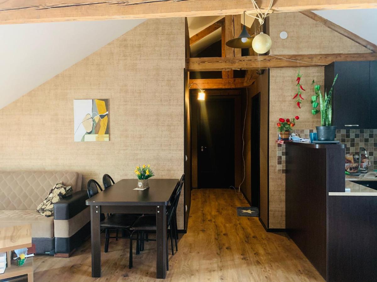 Beautiful Apartment On Atoneli Tbilisi Bagian luar foto