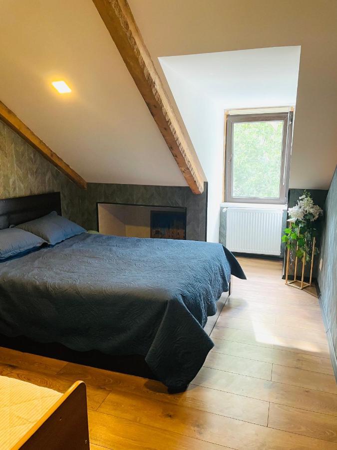 Beautiful Apartment On Atoneli Tbilisi Bagian luar foto