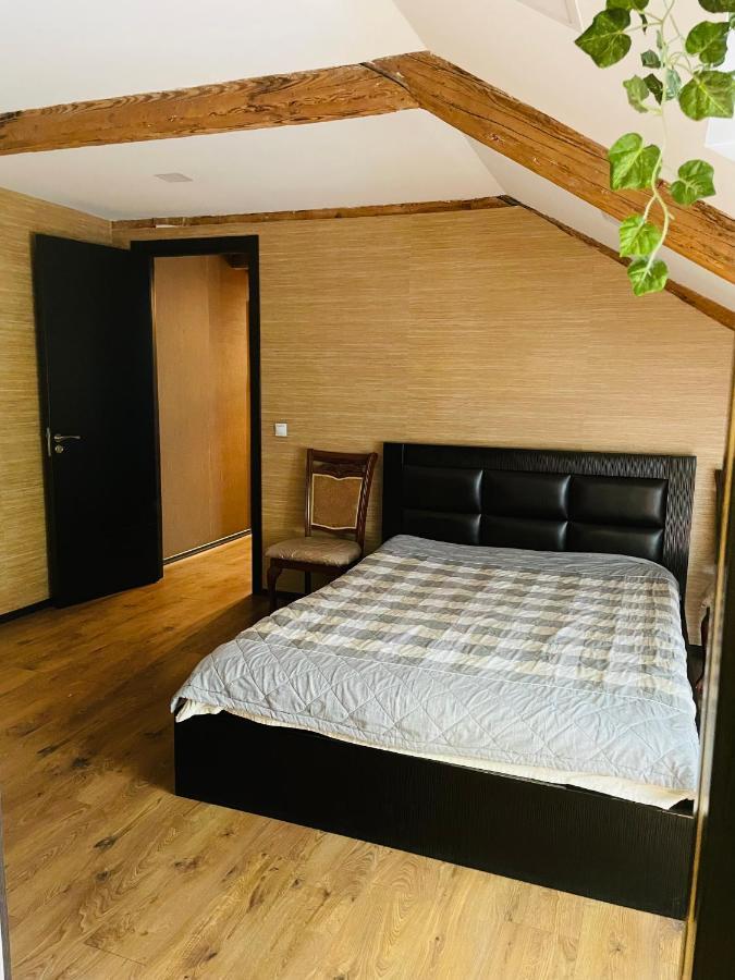 Beautiful Apartment On Atoneli Tbilisi Bagian luar foto